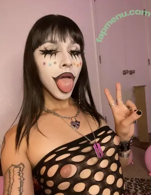 Roachspit / mahdband / roach.buniii nude photo #0008