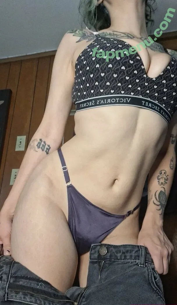 roadkillbeauty nude photo #0005 (roadkillbeauty)