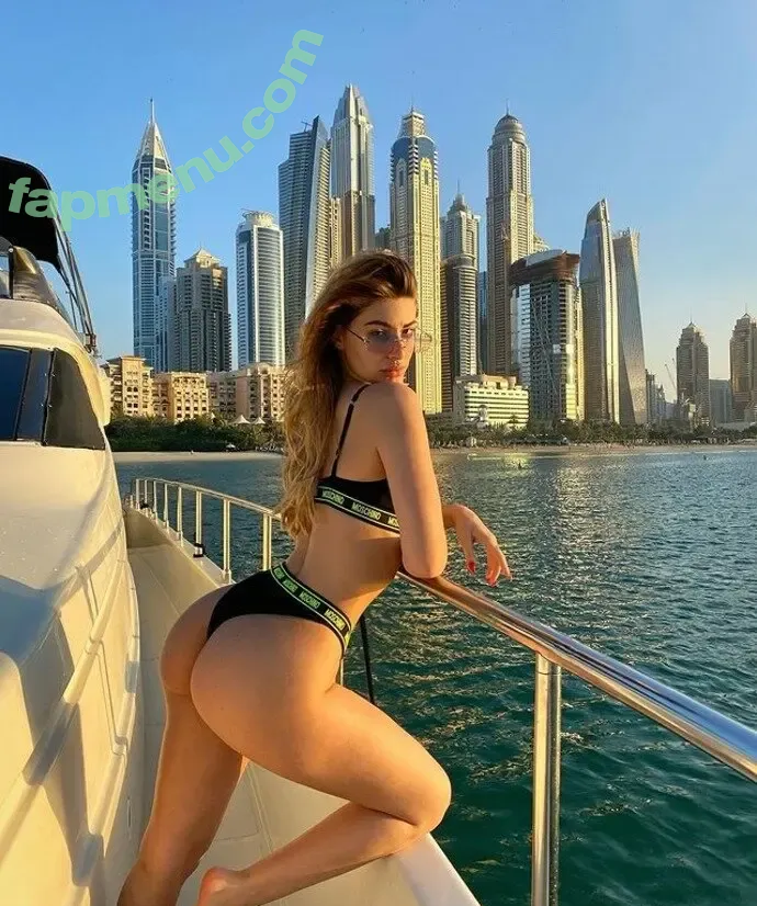 Roberta Carluccio nude photo #0007 (Roberta Carluccio)