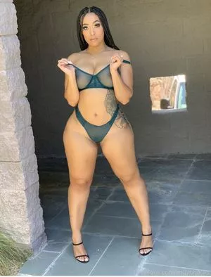 Robyn Banks / RobynBanks2U / Robyn_Banks_ / robynbanks / robynbanks00 nude photo #0001