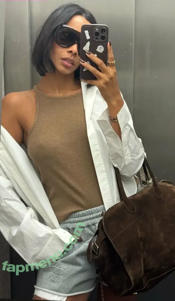 Rochelle Humes nude photo #0384 (rochellehumes)