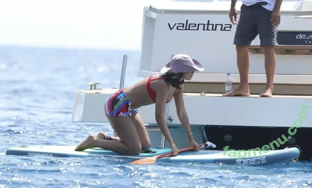 Rochelle Humes nude photo #0438 (rochellehumes)