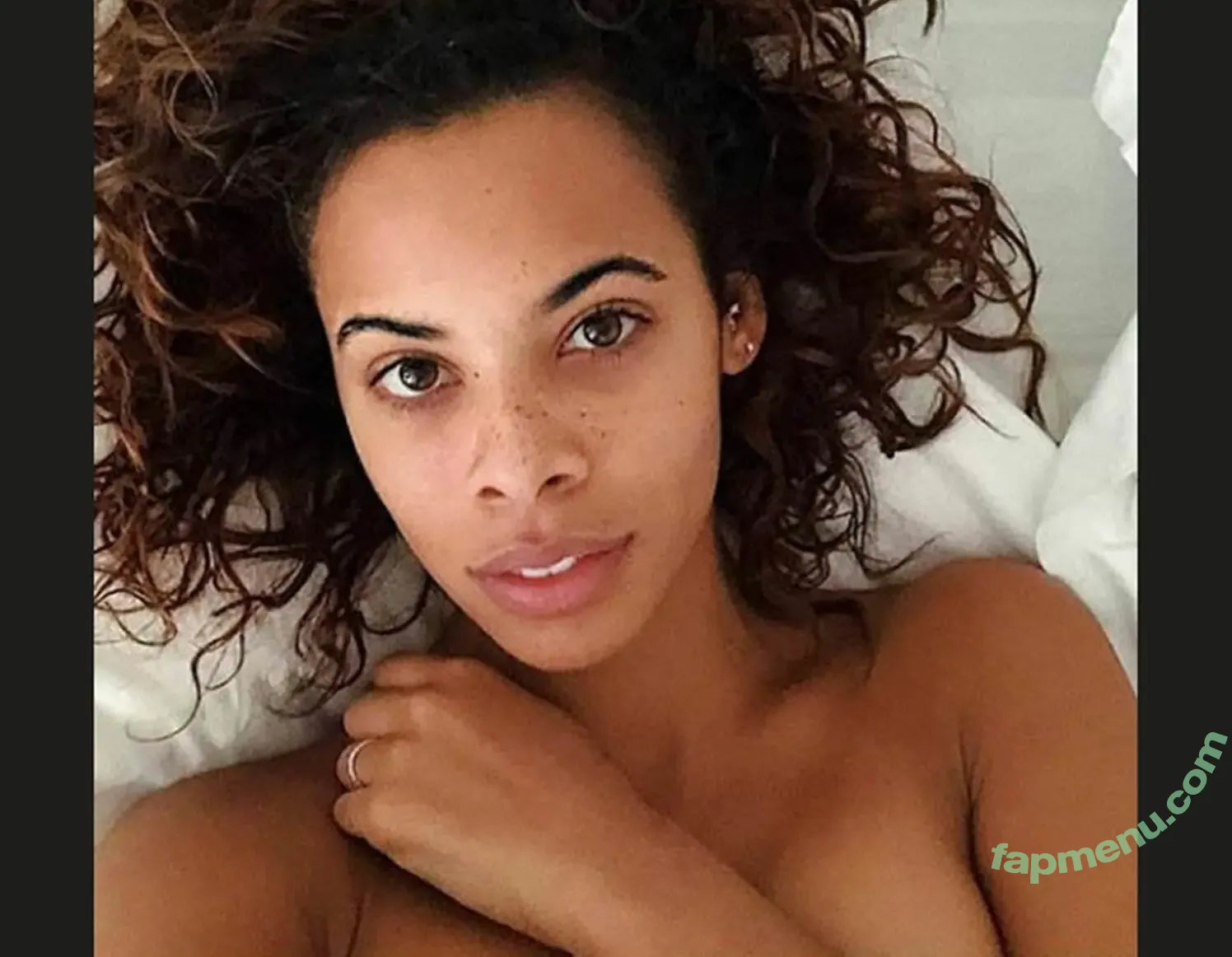 Rochelle Humes nude photo #0468 (rochellehumes)