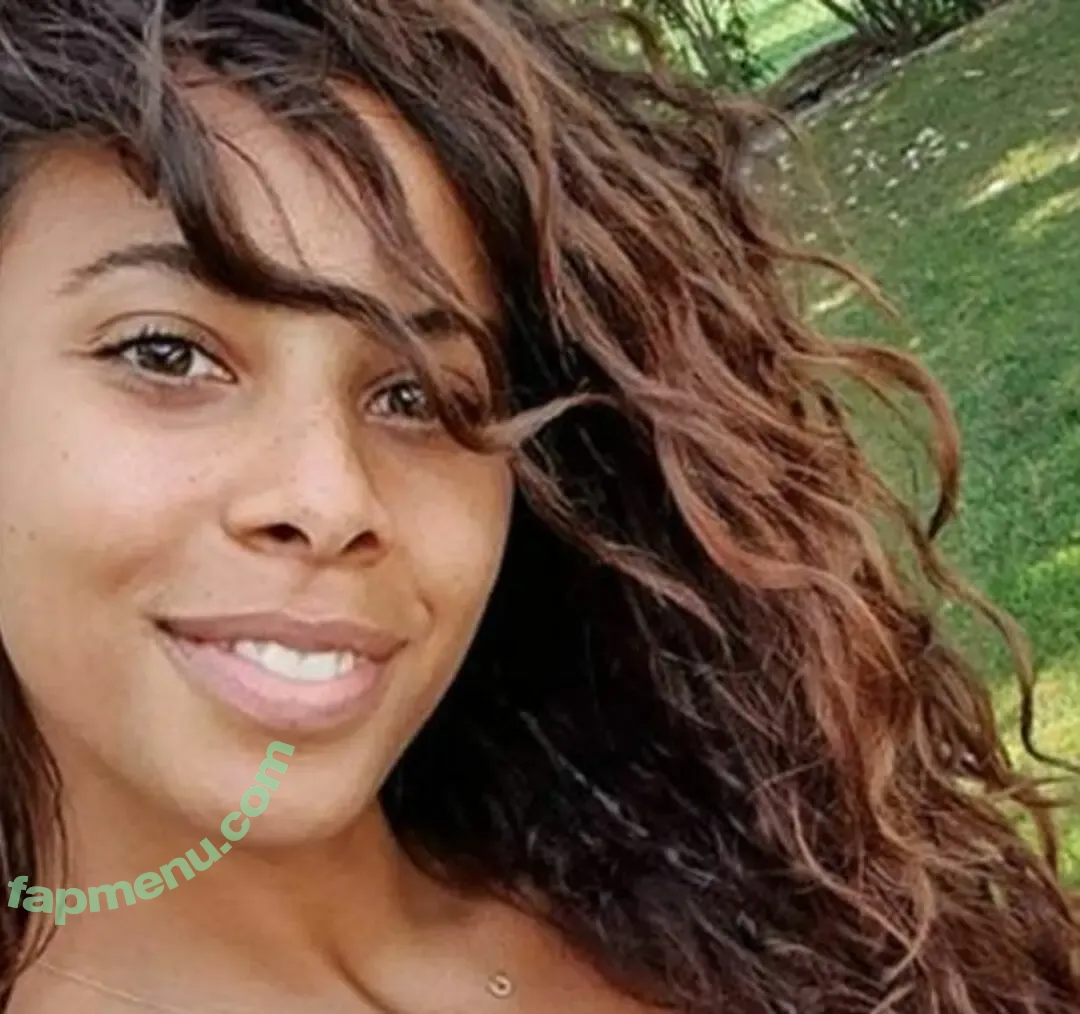 Rochelle Humes nude photo #0481 (rochellehumes)