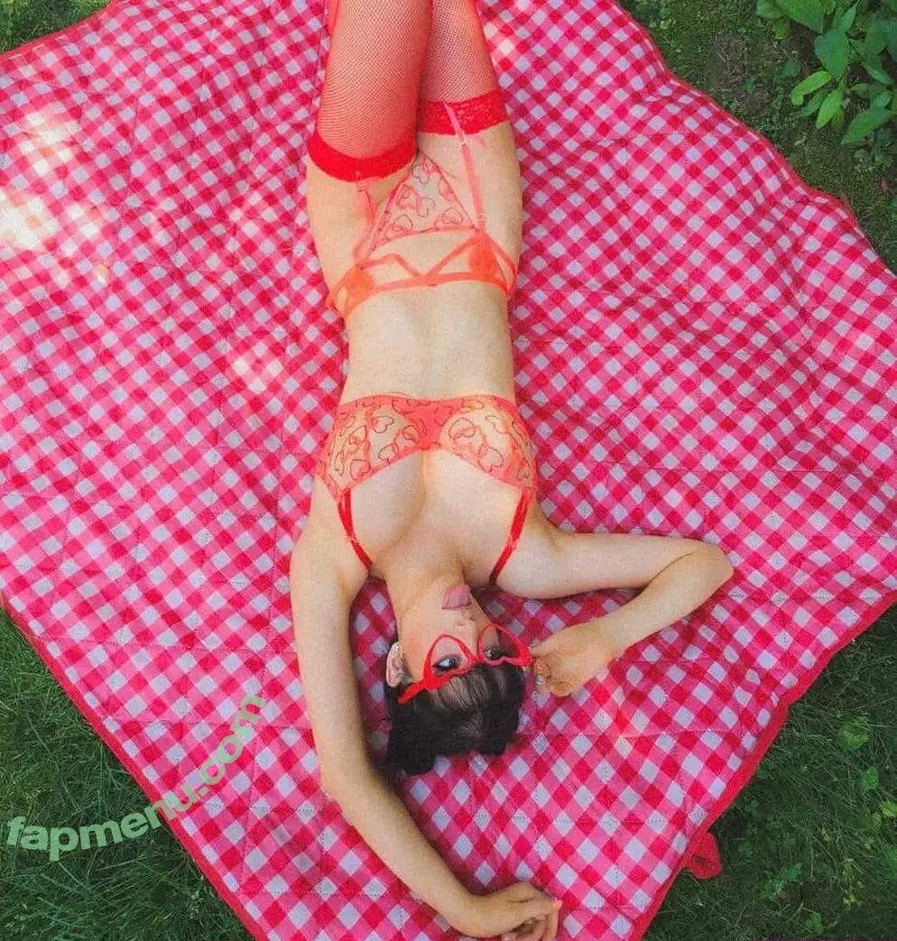 Rocketbabey nude photo #2274 (Rocketbabey)