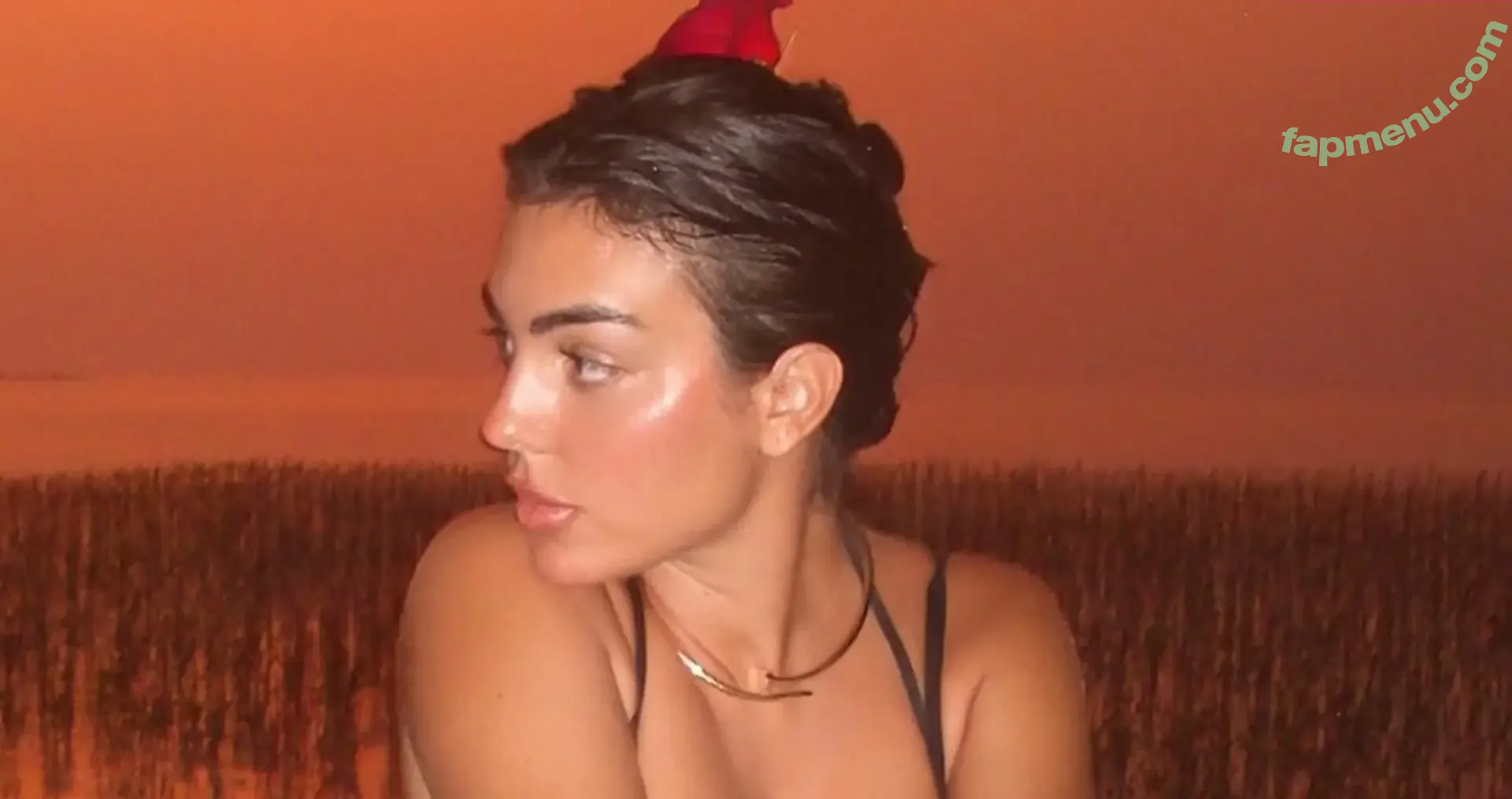 Rodriguez Georgina nude photo #0009 (Rodriguez Georgina)