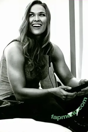 Ronda Rousey / RondaRousey nude photo #0347