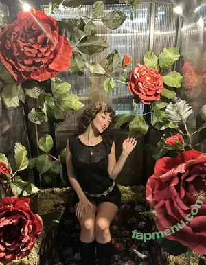 Rosa Cecilia / cecerosee / itsrosacecilia / rosaceciliamusic nude photo #0011