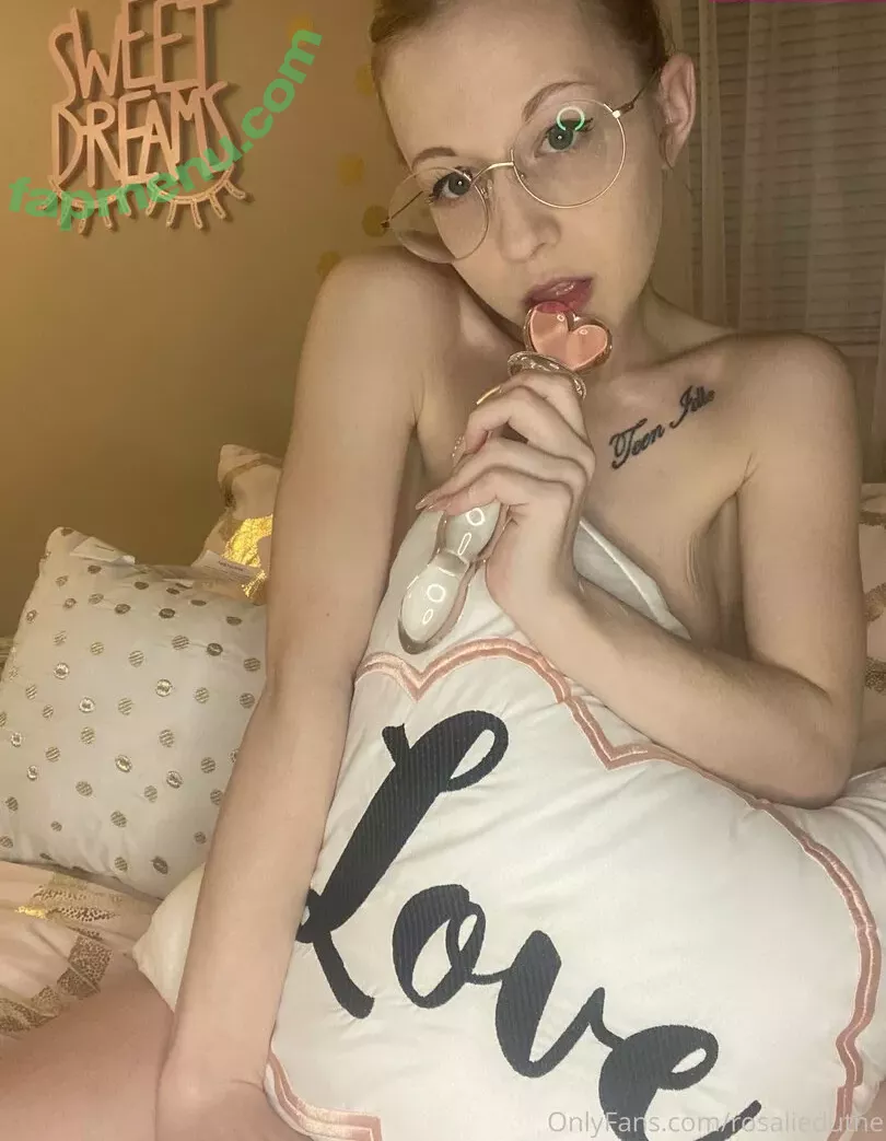 rosalieduthe nude photo #0016 (rosalieduthe)