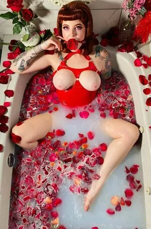 rosamagnoliaxo / rosa_magnoliaxo nude photo #0084