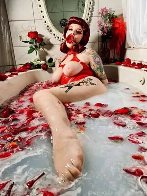 rosamagnoliaxo / rosa_magnoliaxo nude photo #0089