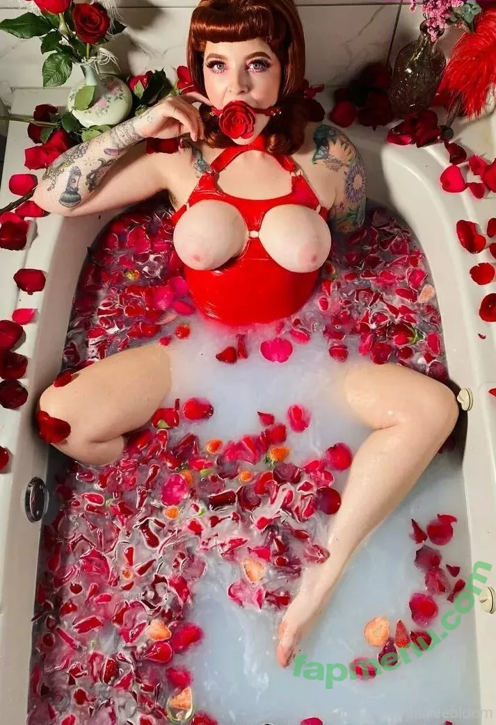 rosamagnoliaxo nude photo #0084 (rosa_magnoliaxo)