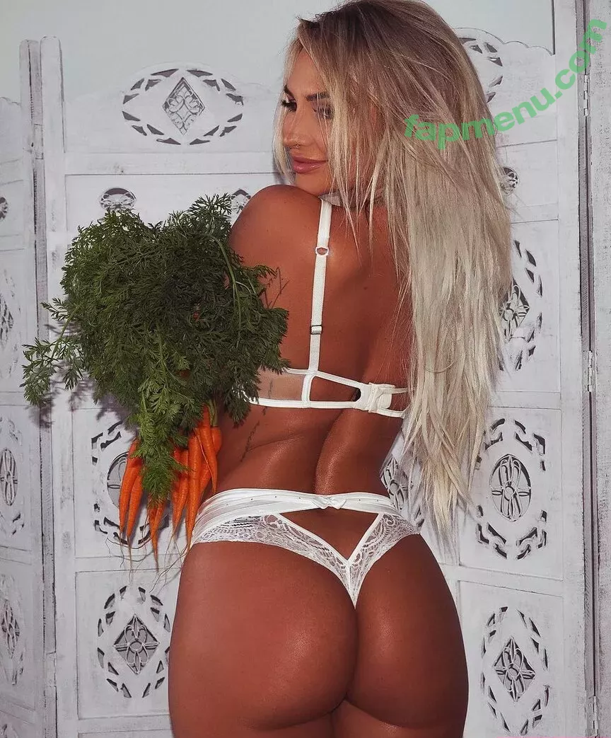Rosanna Arkle nude photo #0023 (rosannaarkle / rosannaarklevip)