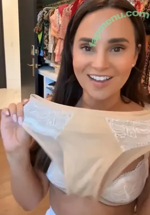 Rosanna Pansino / rosannapansino nude photo #0618