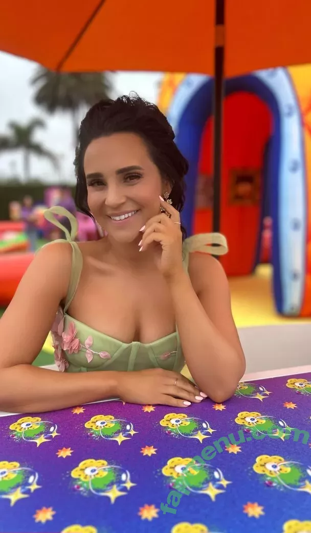 Rosanna Pansino nude photo #0449 (rosannapansino)