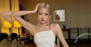 nude photo #0001