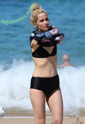 Rose Byrne / fullyrosebyrne nude photo #0085