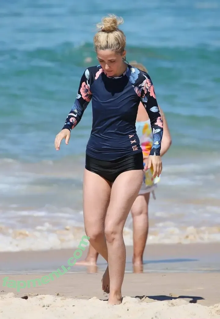 Rose Byrne nude photo #0091 (fullyrosebyrne)