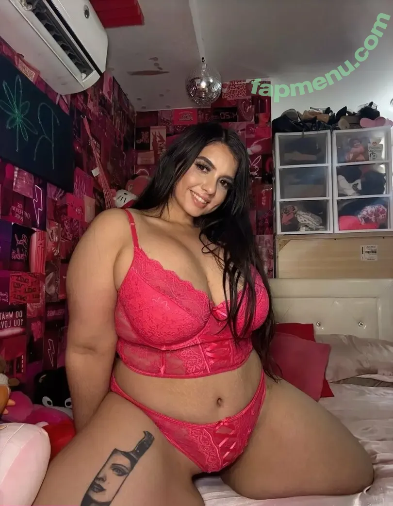 rose_d_kush nude photo #0012 (rosedkush__)
