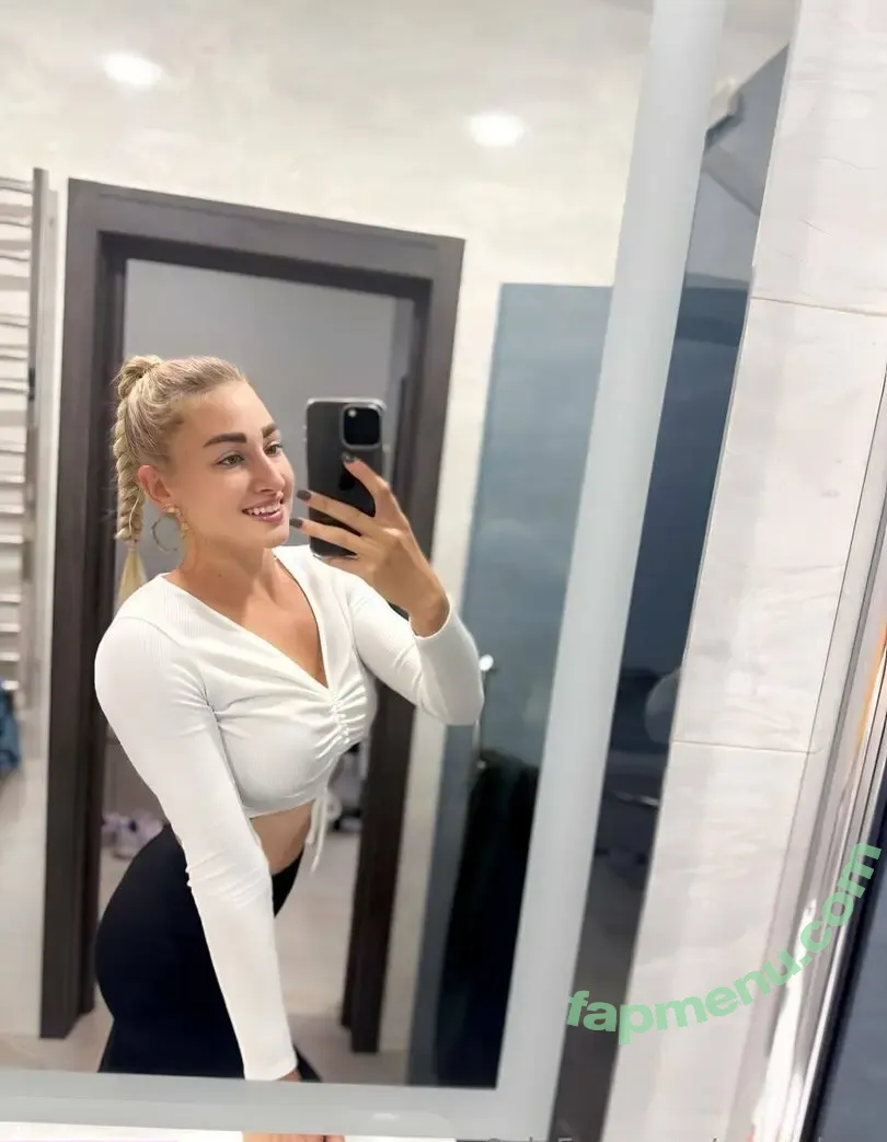 roseadam nude photo #0020 (rose_adam_cooks)