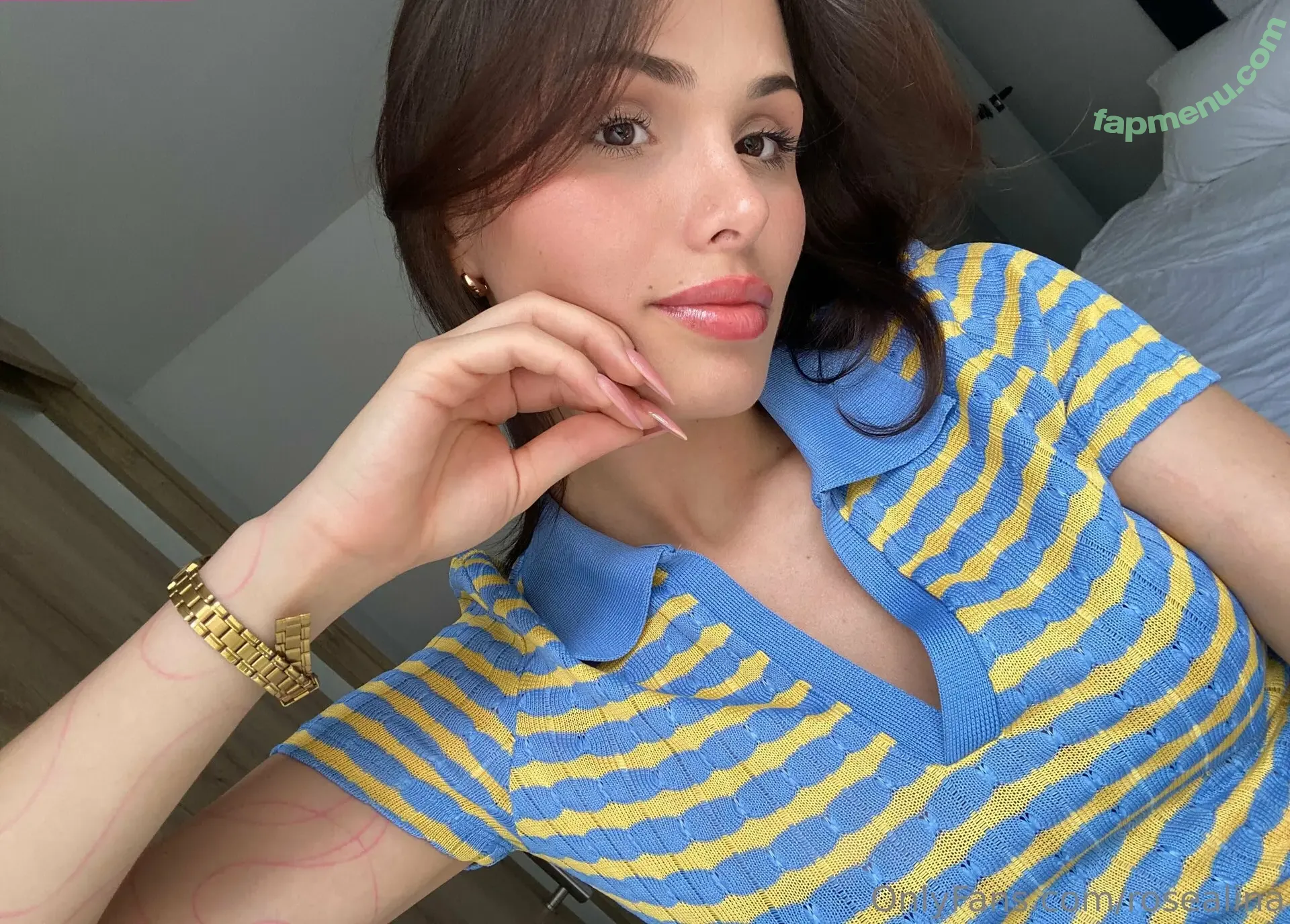 rosealina nude photo #0024 (rosalia.vt)