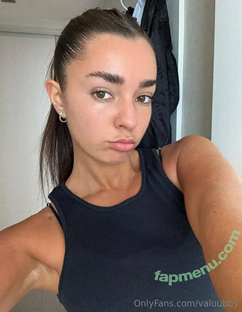 roseeeejj nude photo #0004 (roseee.j)