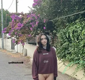  nude photo #0005