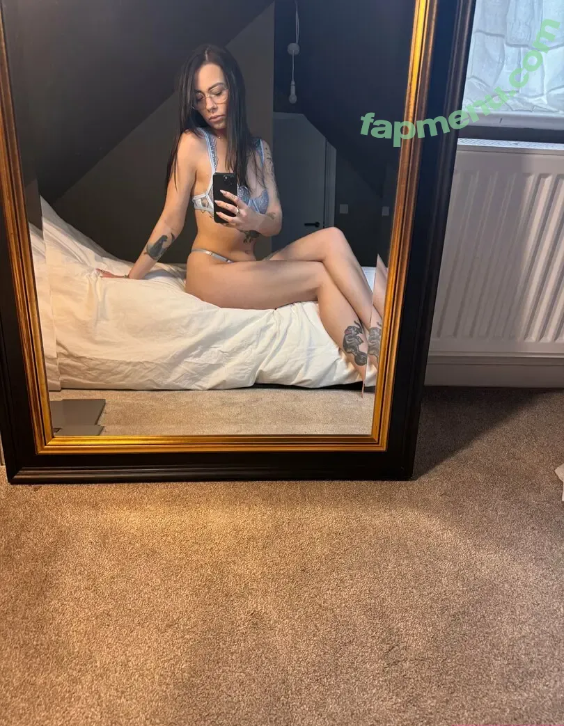 rosewild nude photo #0022 (rosewildfargo)