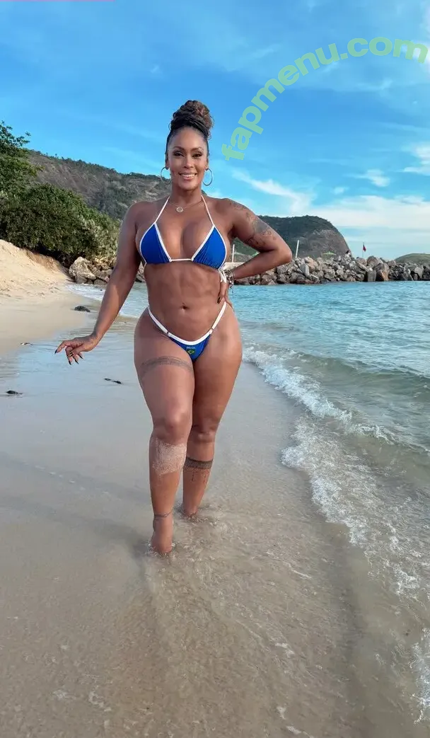 Rosiane Pinheiro nude photo #1591 (rosianepinheir / rosianepinheiro / rosypinheirotrans)