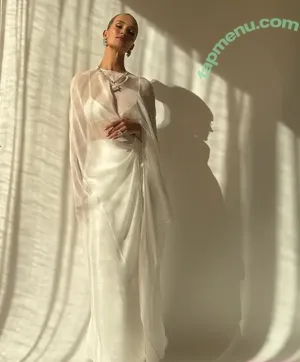 Rosie Huntington-Whiteley / Rosie Huntington Whiteley / rosiehw nude photo #1585