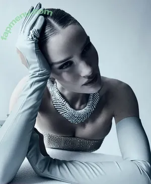Rosie Huntington-Whiteley / Rosie Huntington Whiteley / rosiehw nude photo #1615