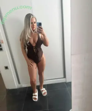rosierendallx / rosie_rendallx nude photo #0010