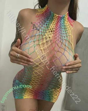 rosslyn.hernandez / Rosslyn / rosslyn_mafias nude photo #0051