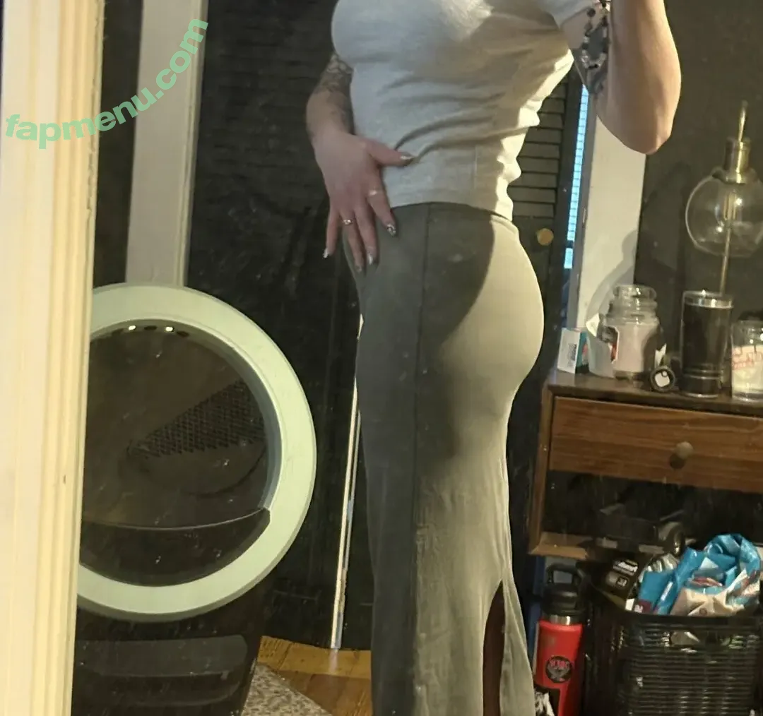Rottedbrainz nude photo #0036 (Okmarz1)