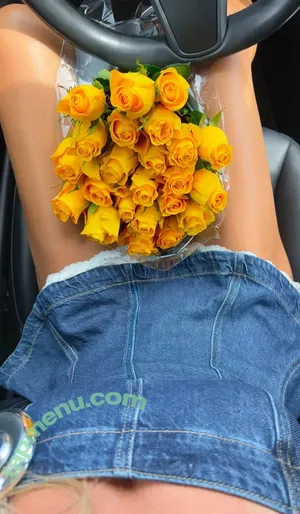 roxy_chamomile / onlyfans_roxy nude photo #0145