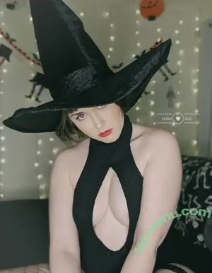  nude photo #0005