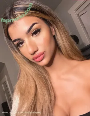  nude photo #0005