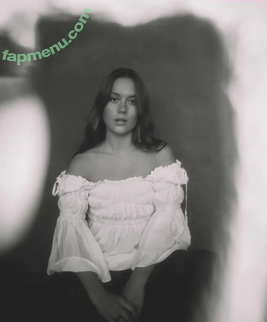 Ruby Hartley nude photo #0025 (728100456 / rubyhartley_)