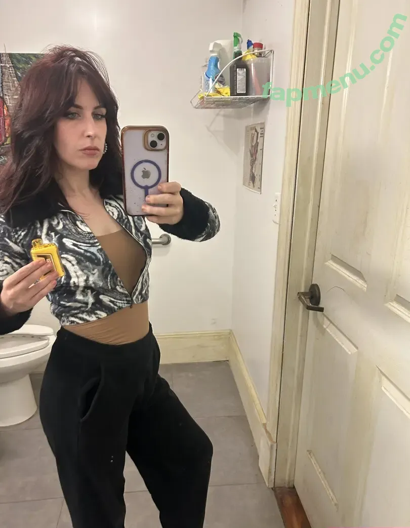 Ruby Spacek nude photo #0002 (braceface96 / rubyspacek)