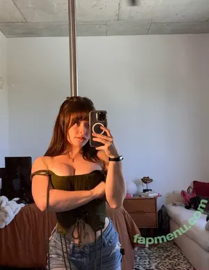 rubyelizabeth / rubyelizabethxo nude photo #0004