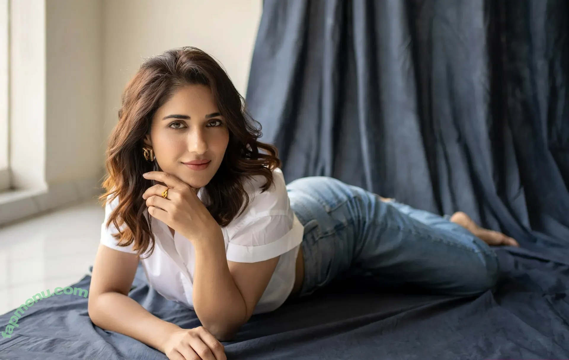 Ruhani Sharma nude photo #0008 (ruhanisharma94)