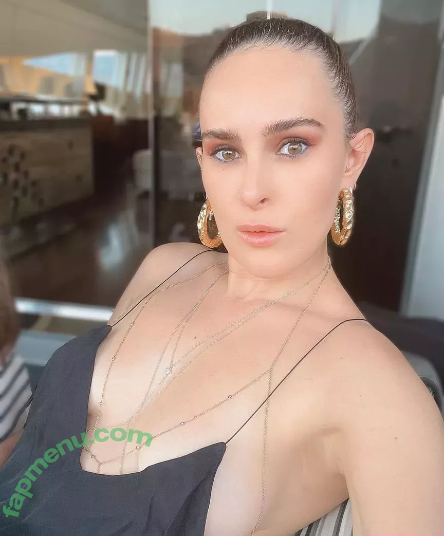 Rumer Willis nude photo #0097 (RumerWillis / therue)