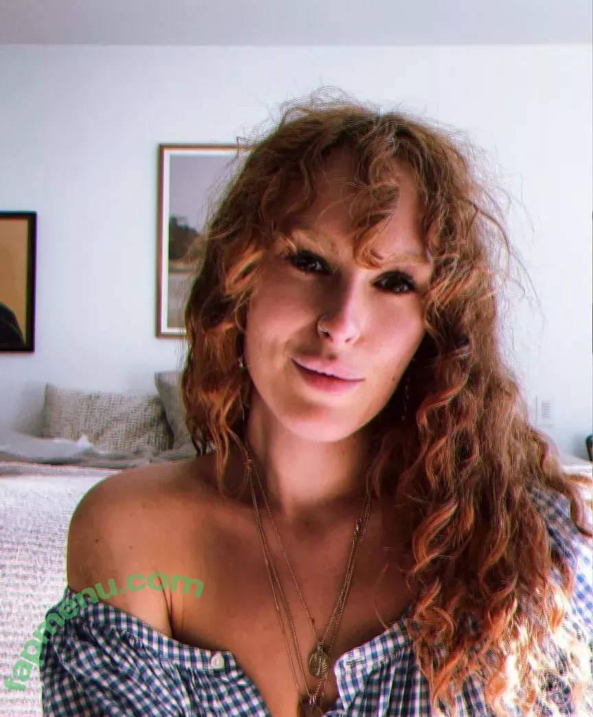 Rumer Willis nude photo #0131 (RumerWillis / therue)