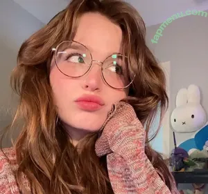  nude photo #0002
