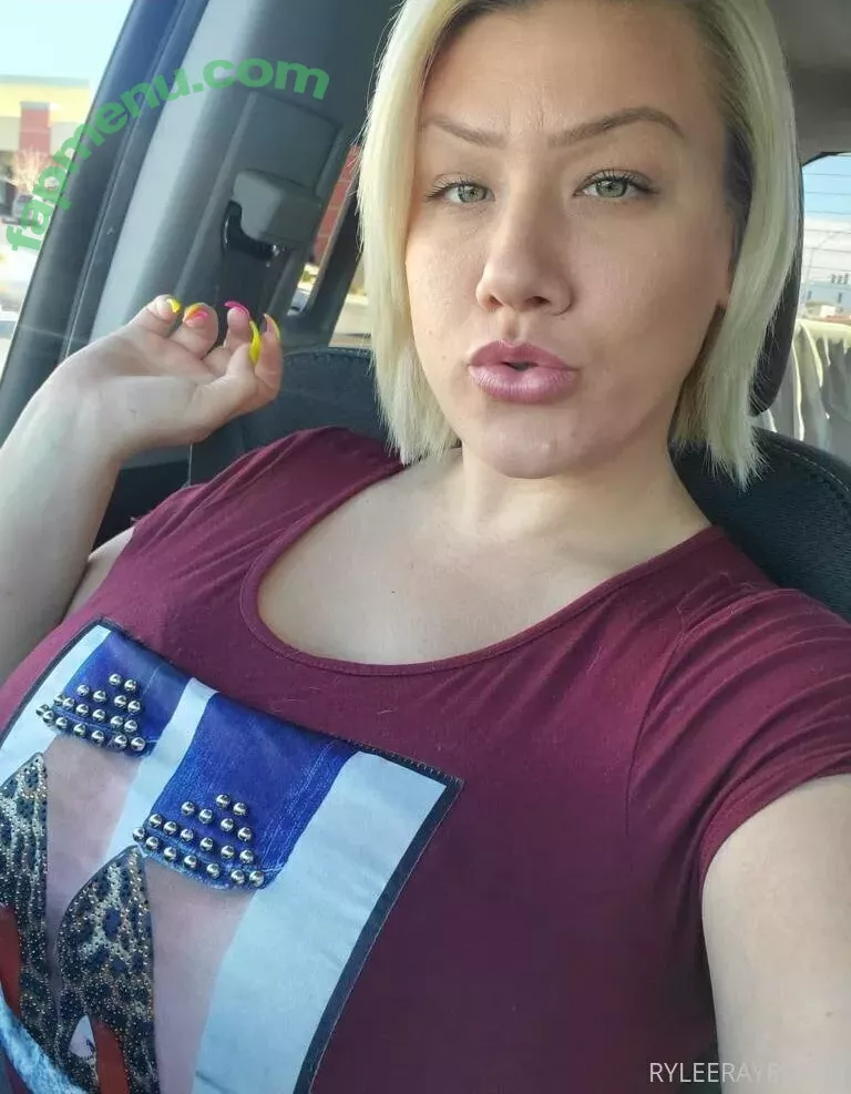 ryleerabbit nude photo #0005 (msryleerabbit)