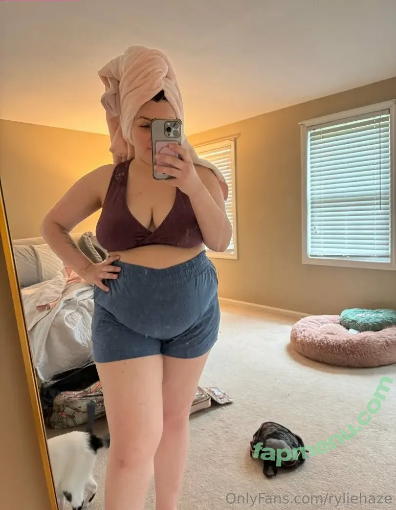 ryliehaze nude photo #0065 (theryliehaze)