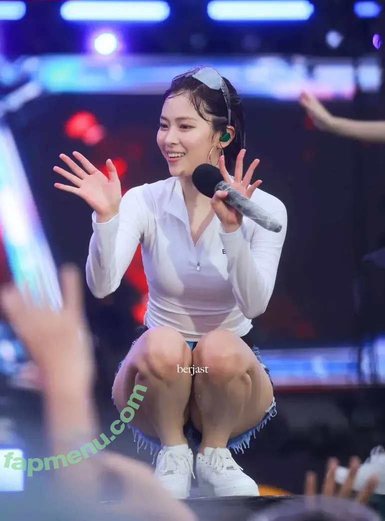 Ryujin nude photo #0113 (ITZY (신류진 / Shin Ryu-jin / iamfinethankyouandryu)