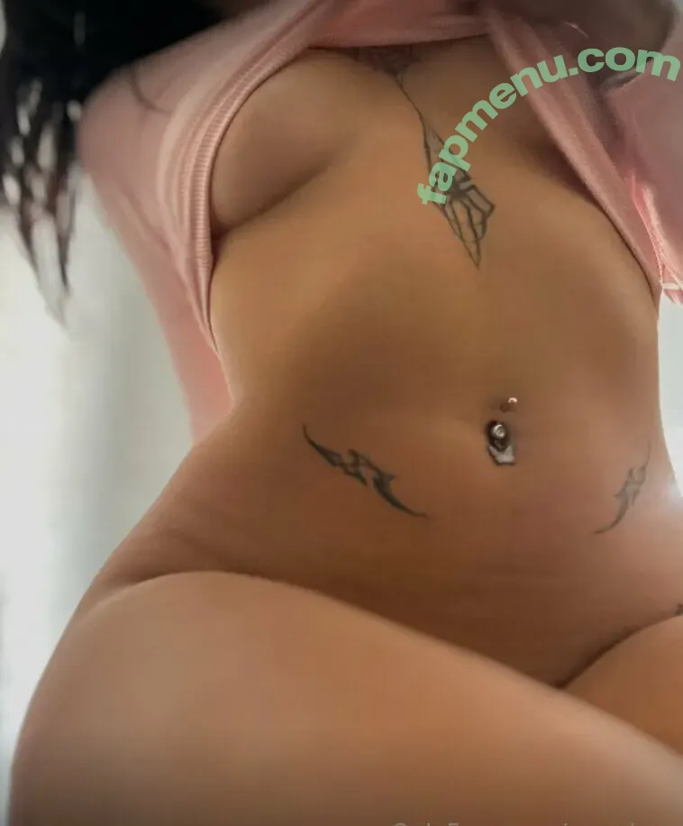 sa_mi_ra nude photo #0190 (sa_mi_ra_360)