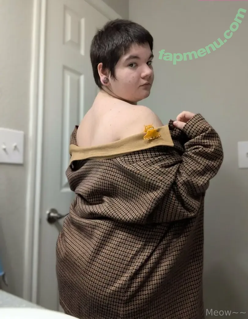 sabbysoftpawz nude photo #0046 (sabbysoftpawz)