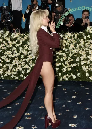 Sabrina Carpenter / sabrinacarpenter nude photo #5624
